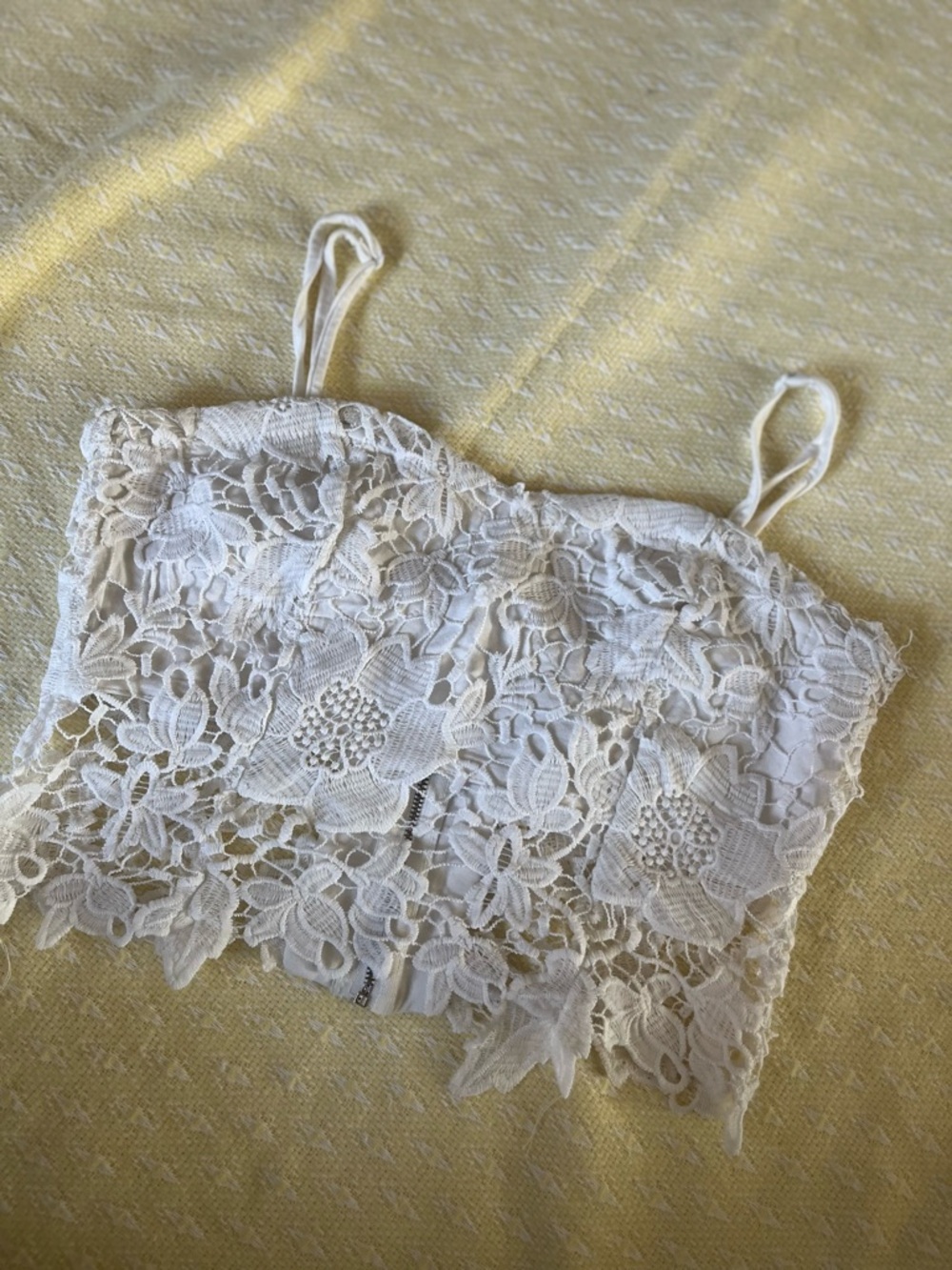 Dainty Hooligan White Lace Cropped Cami